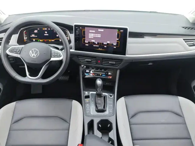 Volkswagen Bora — Фото автомобиля 12