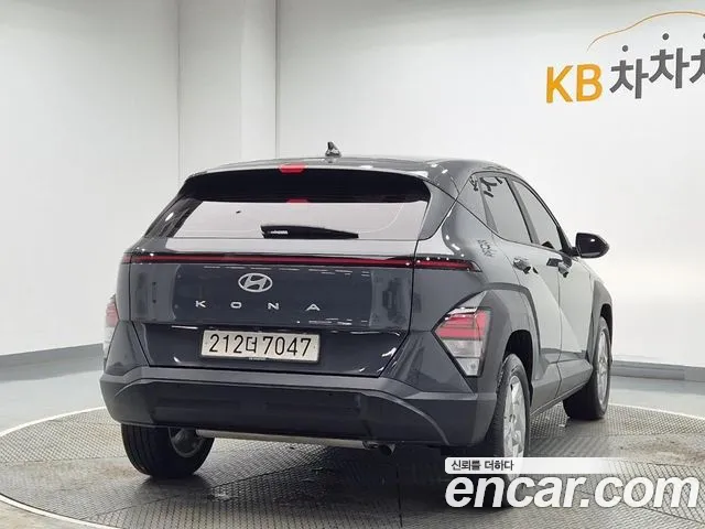 Hyundai Kona Kona (SX2) Бензин 1.6 турбо 2WD — Фото автомобиля 3