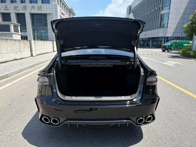 Chery Arrizo 8 — Фото автомобиля 10