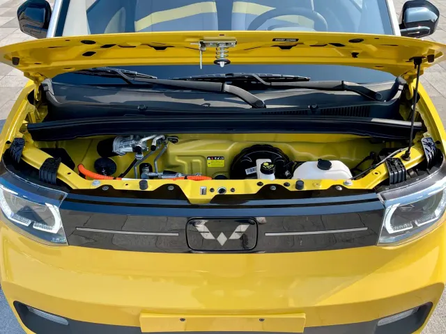 Wuling Hongguang Mini EV — Фото автомобиля 8