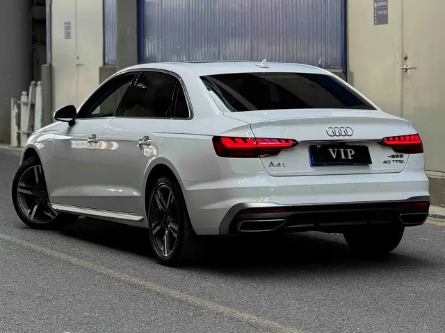 Audi A4L — Фото автомобиля 6