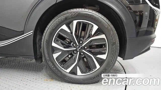 Kia EV6 — Фото автомобиля 6