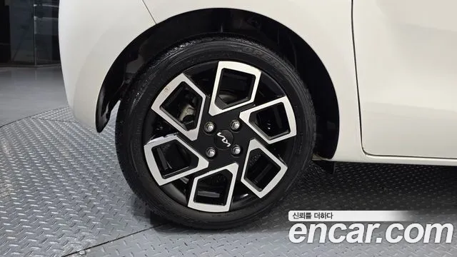 Kia RAY Новый Kia Ray Signature — Фото автомобиля 5