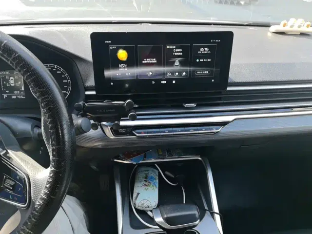 Geely Emgrand — Фото автомобиля 5
