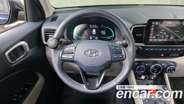 Hyundai Venue — Фото автомобиля 20