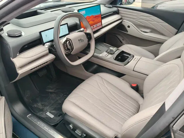 Geely Galaxy Xingyao 8 — Фото автомобиля 4