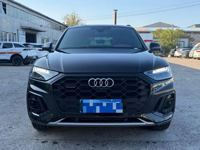 Audi Q5L — Фото автомобиля 2
