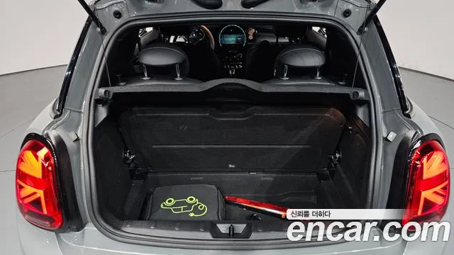Mini Cooper Cooper Электро SE Электро — Фото автомобиля 20