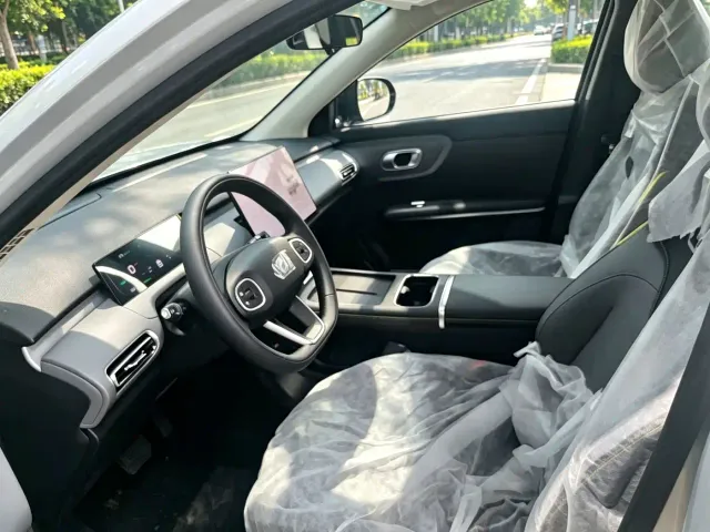 Changan Qiyuan Q05 — Фото автомобиля 4