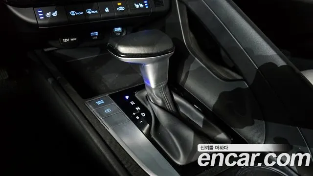 Hyundai Avante CN7 — Фото автомобиля 12