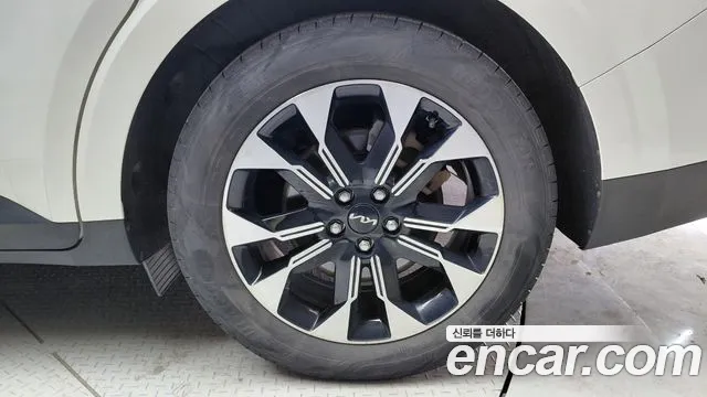 Kia Carnival Generation 4 — Фото автомобиля 6