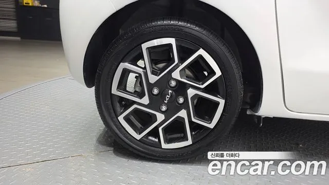 Kia RAY Новый Kia Ray Signature — Фото автомобиля 2