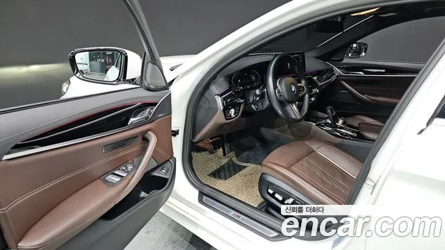 BMW 5-Series 5 серия (G30) 530i xDrive M Sport — Фото автомобиля 10