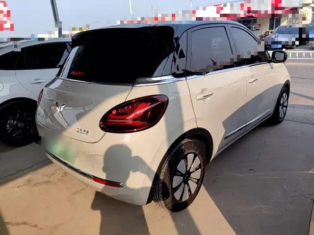 Wuling Bingo — Фото автомобиля 6