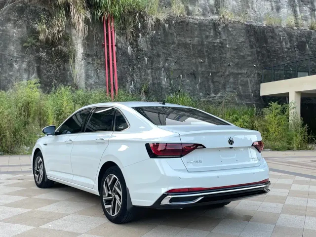 Volkswagen Sagitar — Фото автомобиля 9