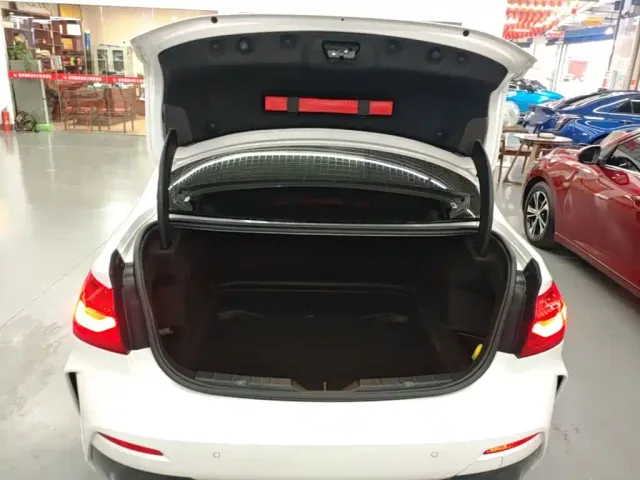 BMW 1 Series — Фото автомобиля 18