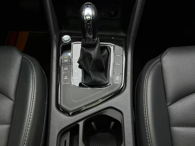 Volkswagen Tharu — Фото автомобиля 11