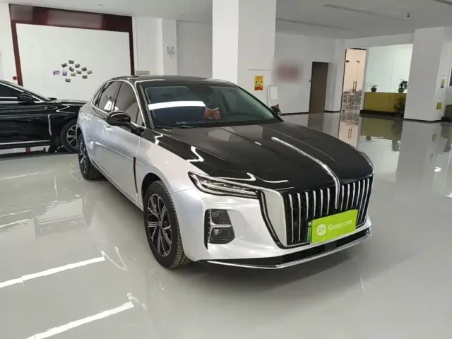 Hongqi H5 PHEV — Фото автомобиля 3