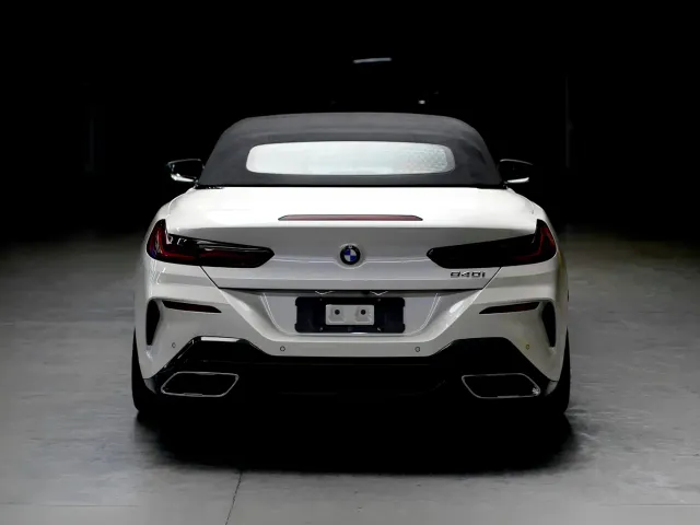 BMW 8 Series — Фото автомобиля 5
