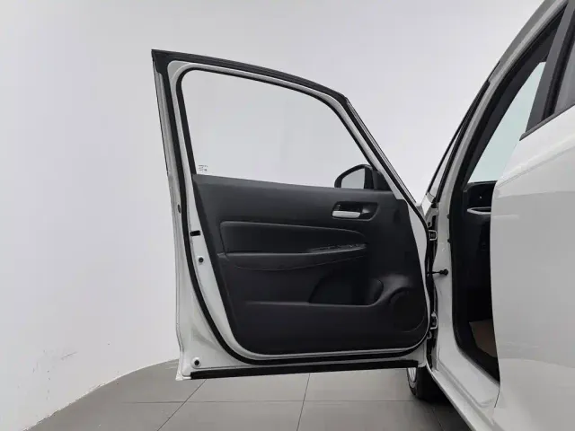 Honda Fit — Фото автомобиля 8
