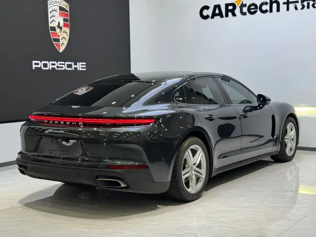 Porsche Panamera — Фото автомобиля 5