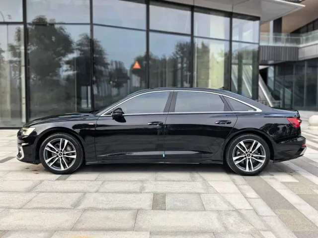 Audi A6L — Фото автомобиля 8