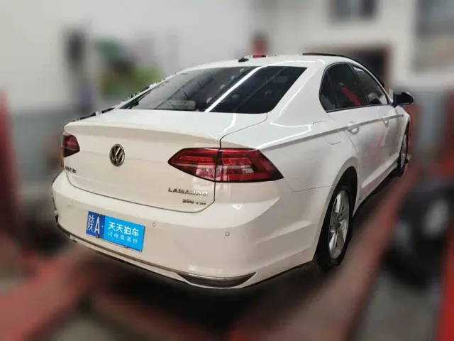 Volkswagen Lamando 2021 230TSI DSG Fashion Edition — Фото автомобиля 2