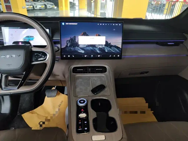 Chery Tiggo 8 PLUS — Фото автомобиля 12