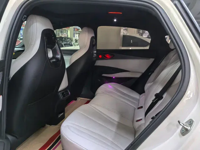 BYD Seal 06 — Фото автомобиля 9