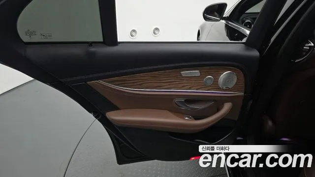 Mercedes-Benz E-Class W213 — Фото автомобиля 14