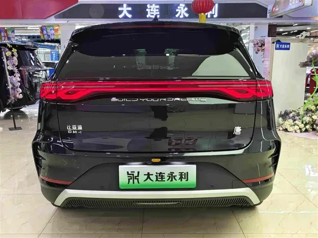 BYD Tang — Фото автомобиля 5