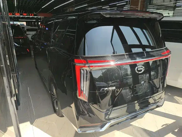 GAC Trumpchi M8 — Фото автомобиля 4