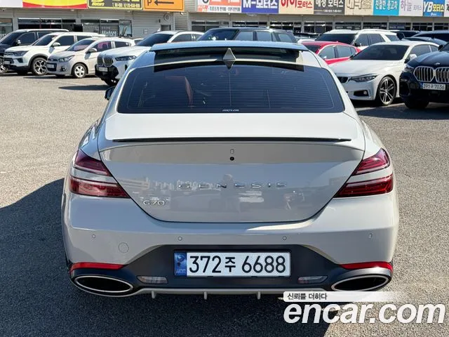 Genesis G70 New — Фото автомобиля 5