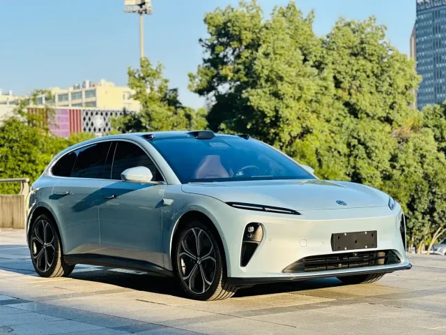 Nio ET5 Touring — Фото автомобиля 3