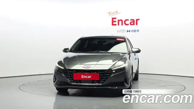 Hyundai Avante CN7 — Фото автомобиля 2
