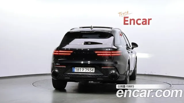 Genesis GV70 — Фото автомобиля 4