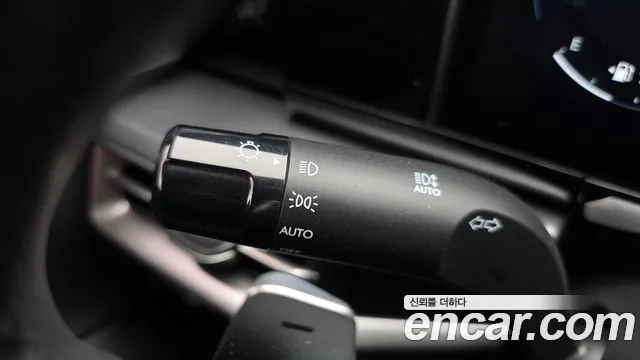 Hyundai Grandeur Grandeur (GN7) 3.5 LPG 2WD (Такси) — Фото автомобиля 25
