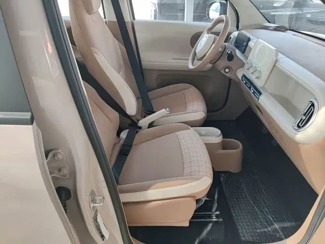 Wuling Hongguang Mini EV — Фото автомобиля 24