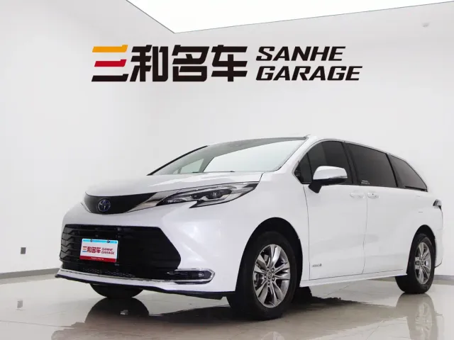 Фотография автомобиля — Toyota Sienna
