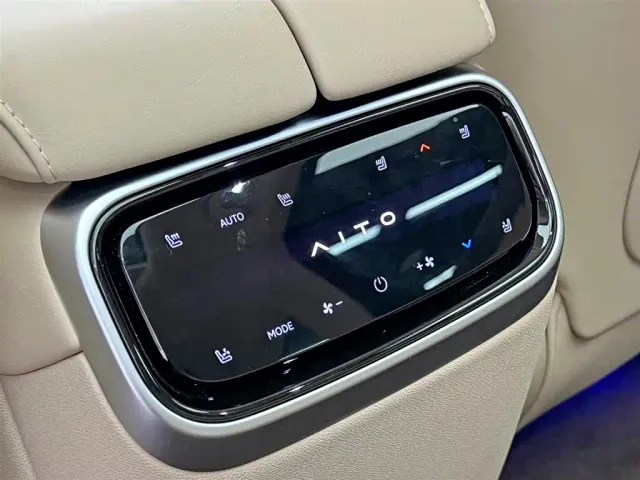 Aito M7 — Фото автомобиля 23