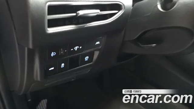 Hyundai Sonata Sonata (DN8) 2.0 LPG(Для проката) — Фото автомобиля 15