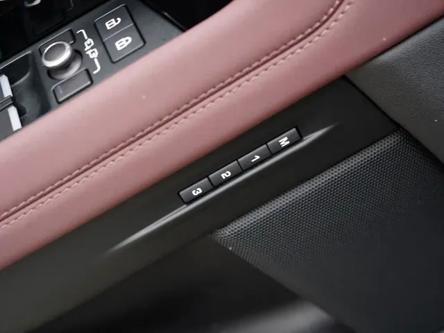 Land Rover Range Rover Evoque — Фото автомобиля 11