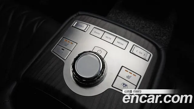 Genesis G80 Бензин 2.5 турбо AWD — Фото автомобиля 14