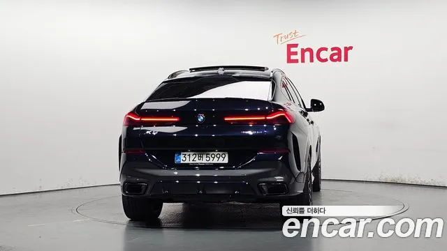 BMW X6 — Фото автомобиля 3