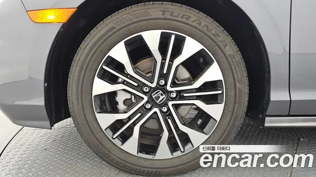 Honda Odyssey — Фото автомобиля 5