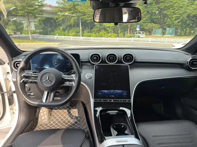 Mercedes-Benz C-Class — Фото автомобиля 6