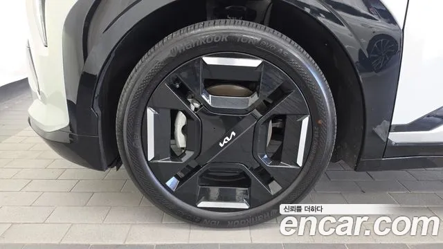 Kia EV3 — Фото автомобиля 5