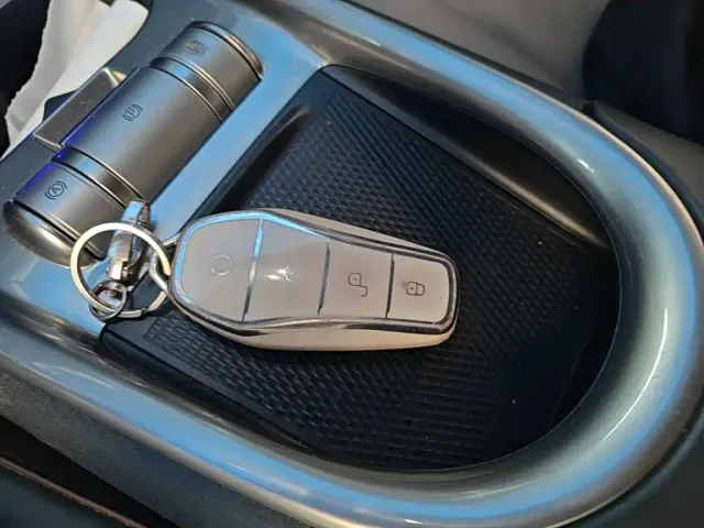 BYD Dolphin — Фото автомобиля 8
