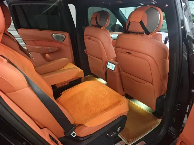 Lynk & Co 900 — Фото автомобиля 8