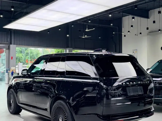 Land Rover Range Rover — Фото автомобиля 4
